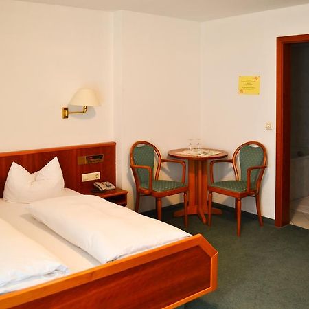 Kuner Weitzel Landgasthof Frohe Einkehr Gbr Merzhausen Chambre photo