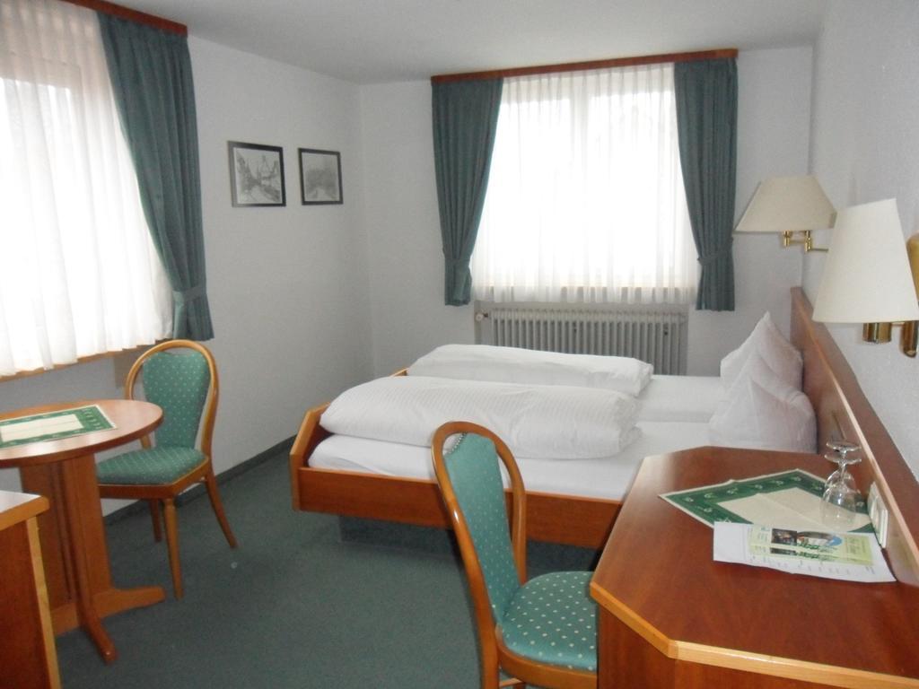 Kuner Weitzel Landgasthof Frohe Einkehr Gbr Merzhausen Chambre photo